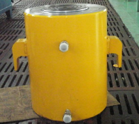 世上沒有不透風的墻，卻有不透氣的液壓千斤頂